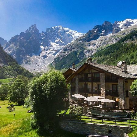 Auberge De La Maison Courmayeur Exteriör bild