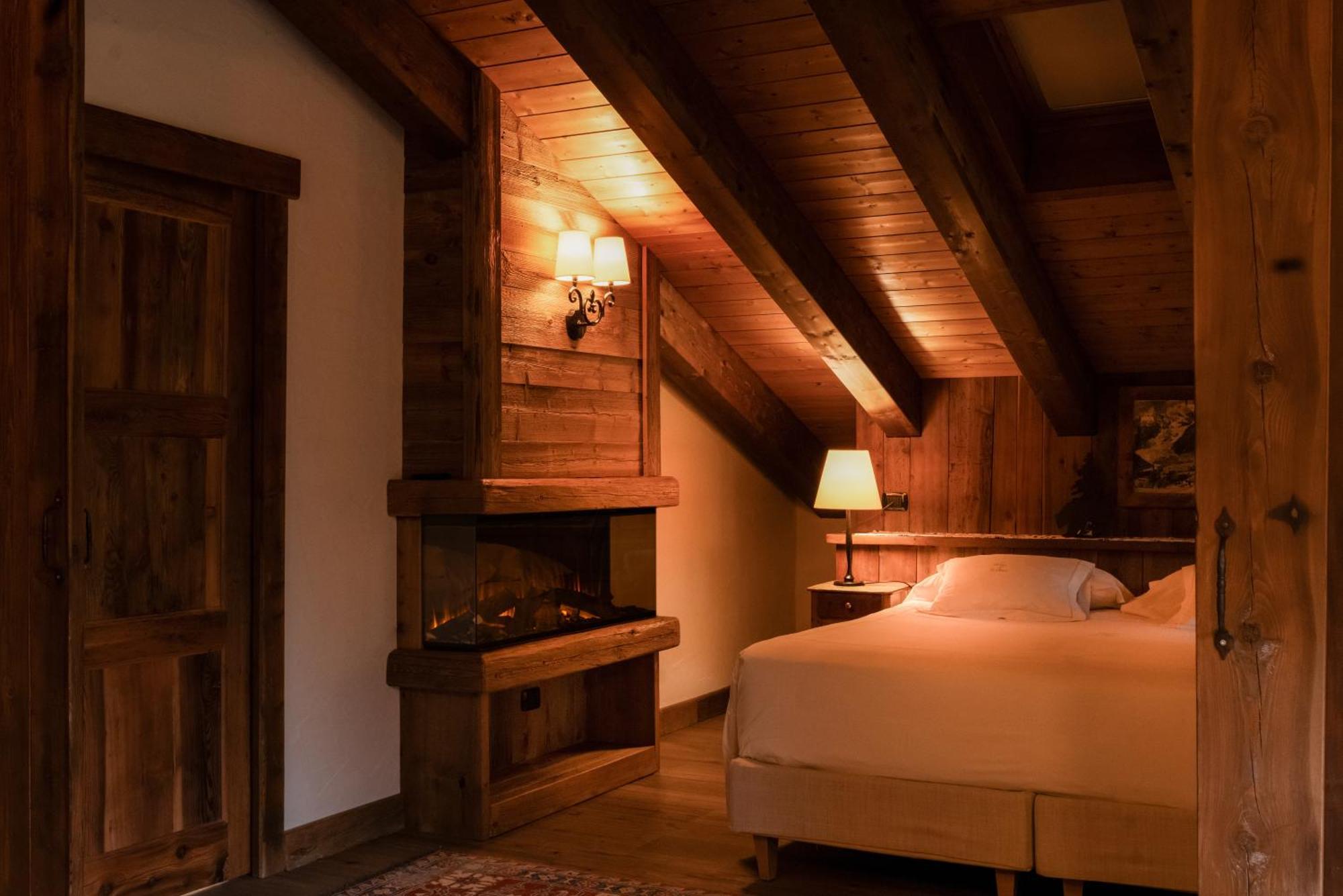 Auberge De La Maison Courmayeur Exteriör bild
