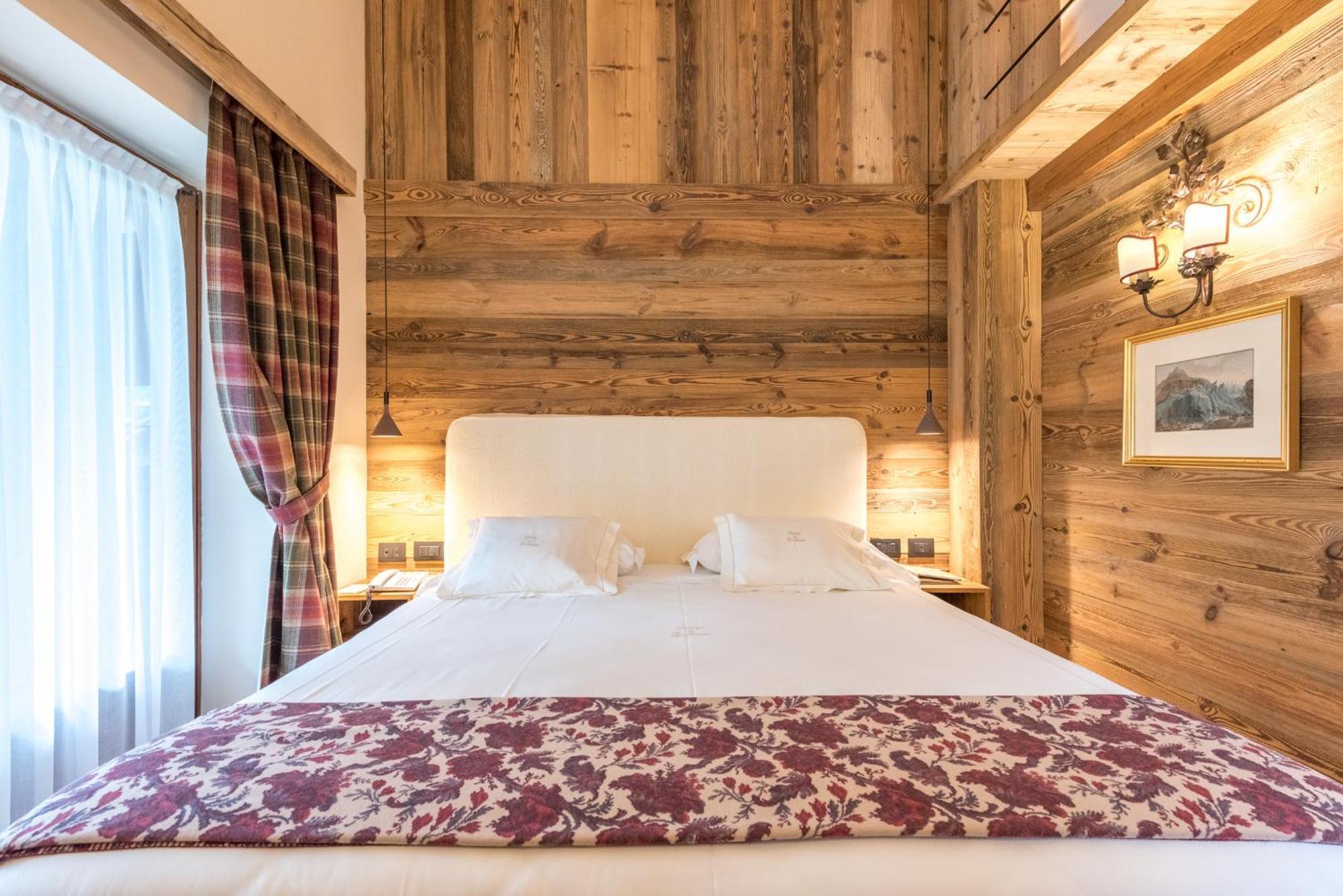 Auberge De La Maison Courmayeur Exteriör bild