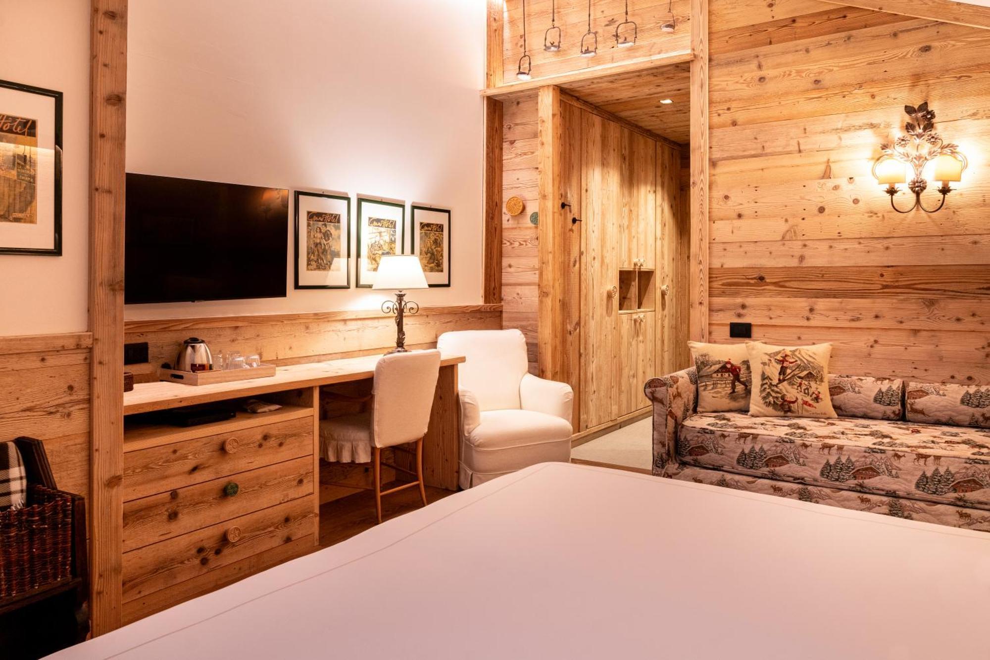 Auberge De La Maison Courmayeur Exteriör bild