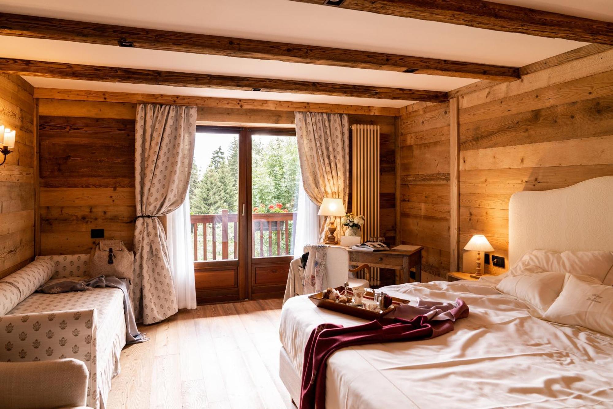Auberge De La Maison Courmayeur Exteriör bild