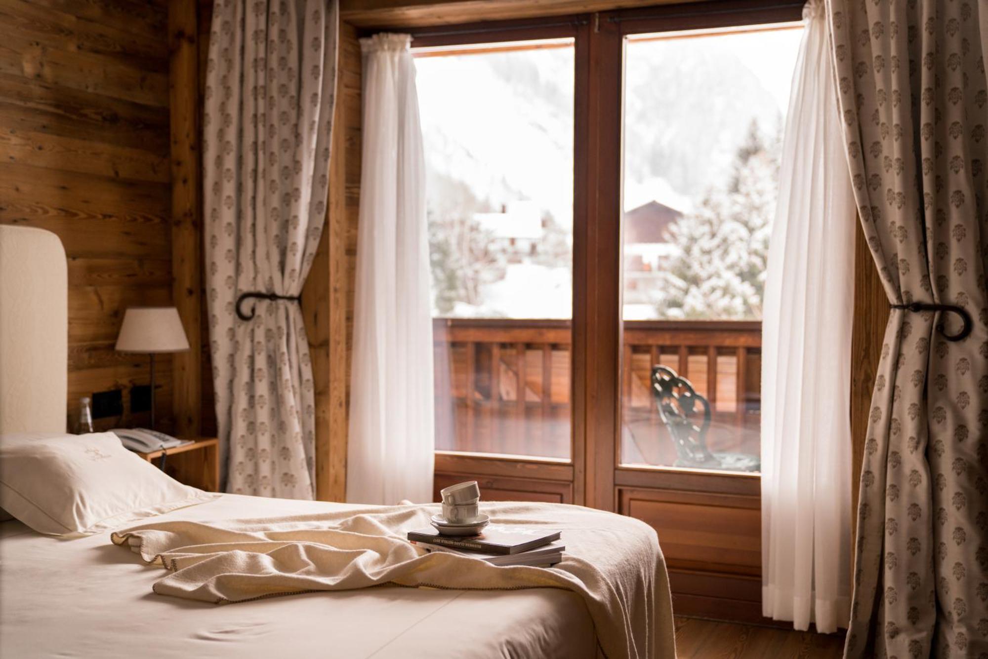 Auberge De La Maison Courmayeur Exteriör bild