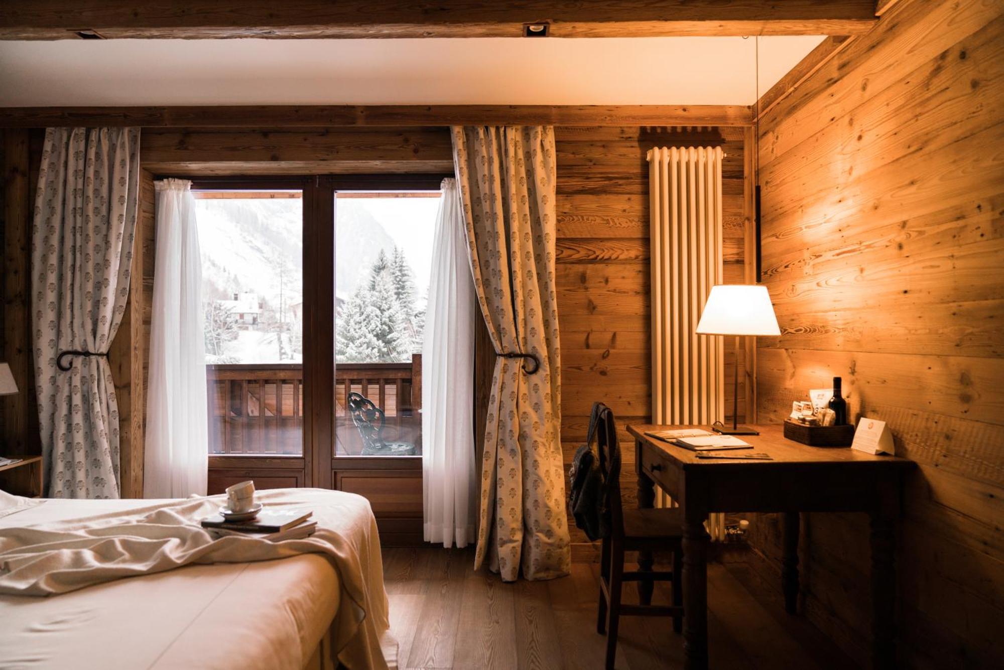 Auberge De La Maison Courmayeur Exteriör bild